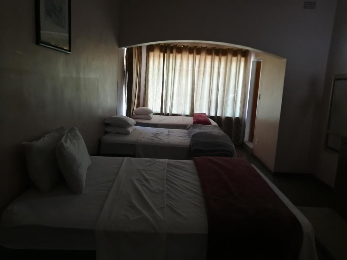 Kamp David Lodge Johannesburg Exterior foto